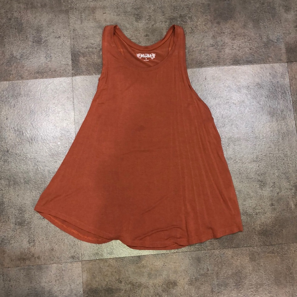 sleeveless blouse